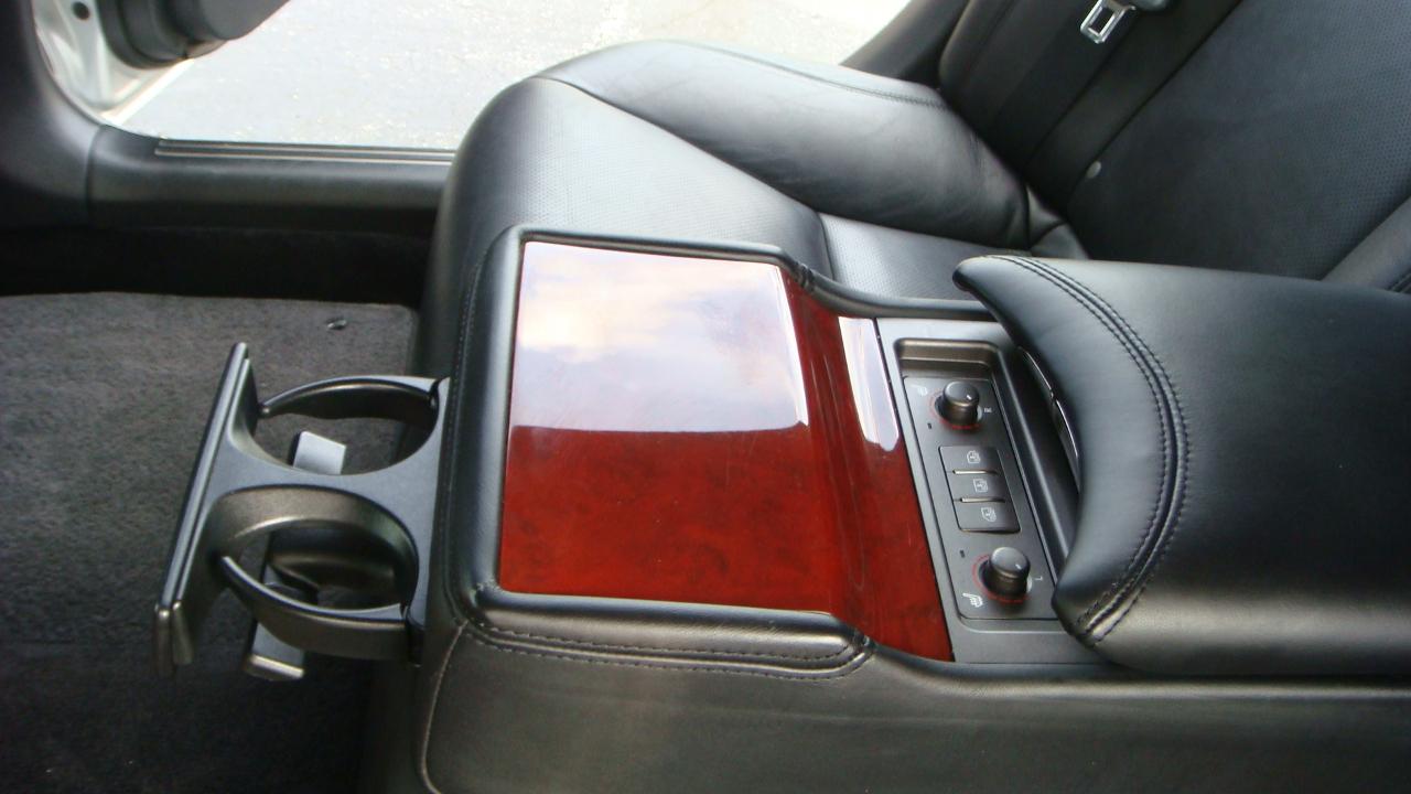 Lexus LS 460 L Luxury Sedan AWD 2011