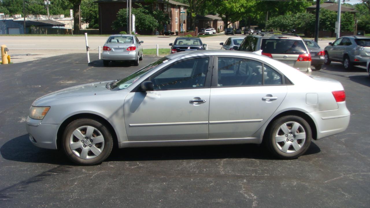 Hyundai Sonata GLS 2010