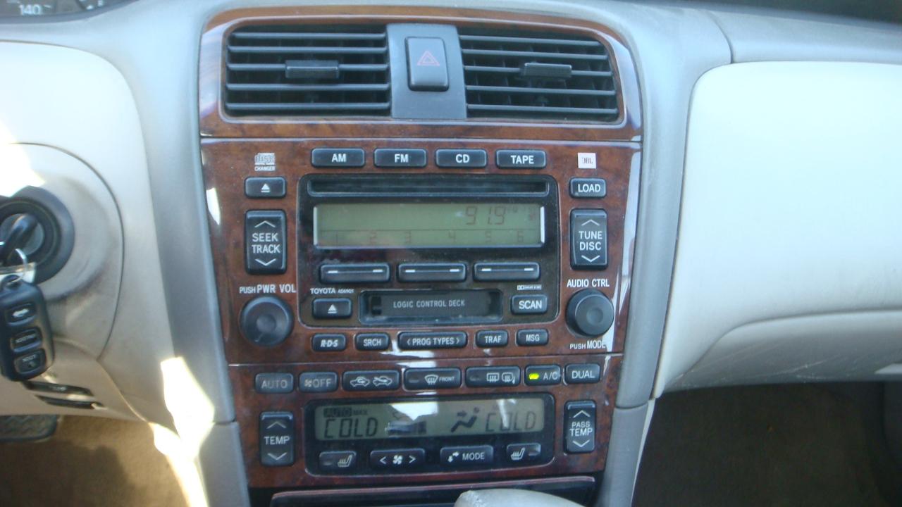 Toyota Avalon XLS 2003