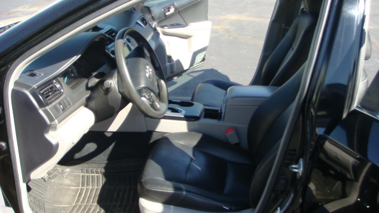 Toyota Camry XLE 2013