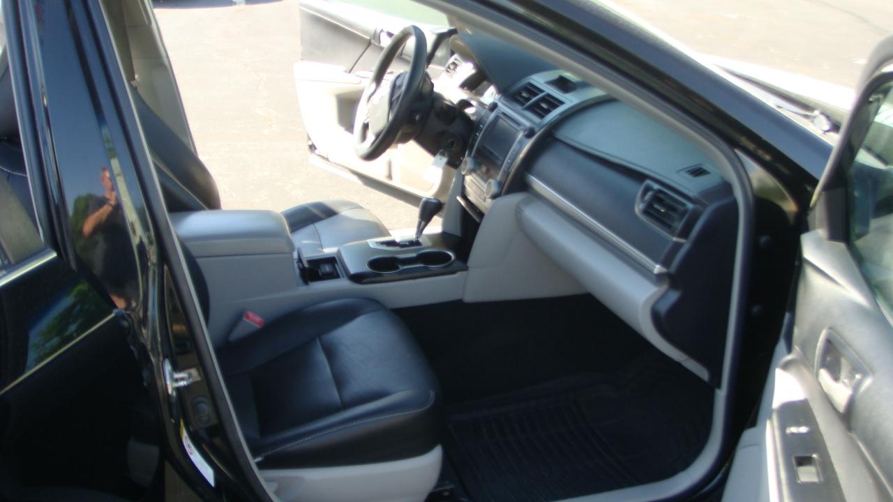 Toyota Camry XLE 2013