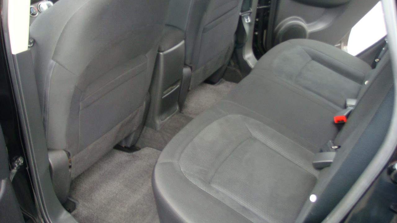 Nissan Rogue Select  2015