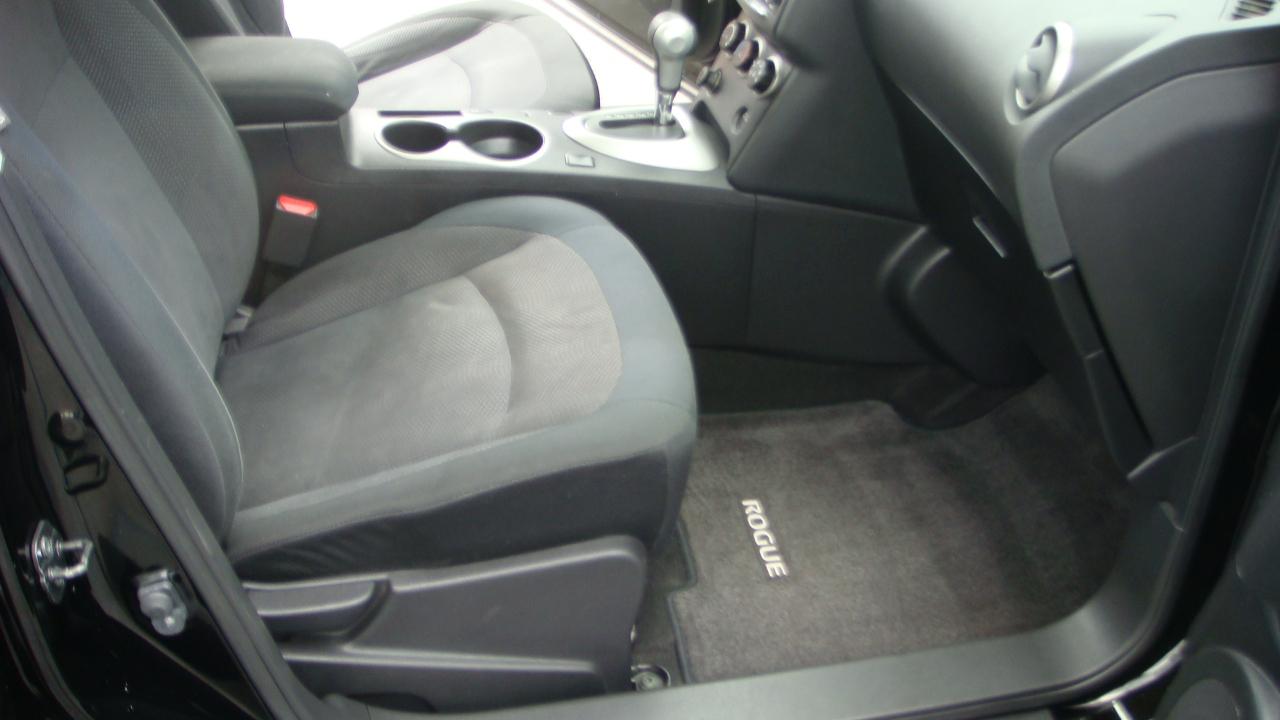 Nissan Rogue Select  2015