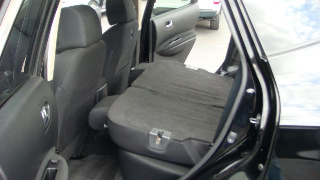 Nissan Rogue Select  2015
