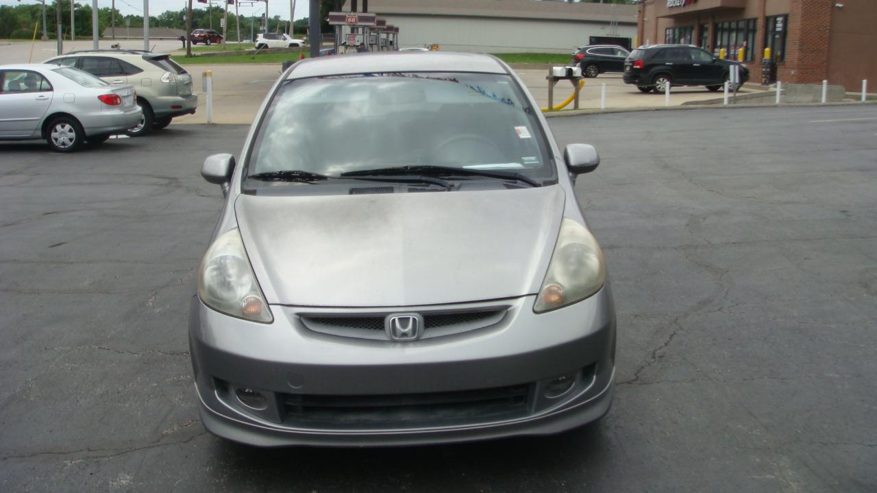 Honda Fit Sport 5-Speed MT 2007