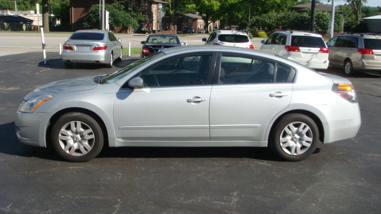 Nissan Altima 2.5 2012
