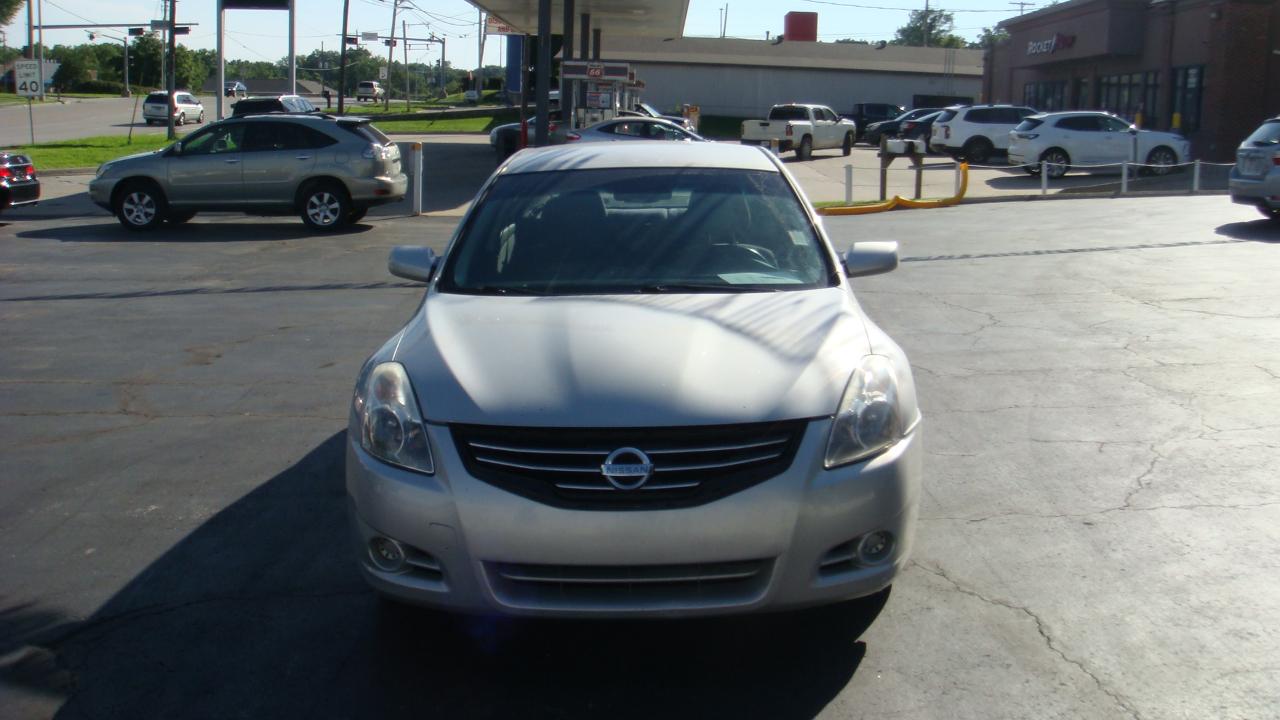 Nissan Altima 2.5 2012