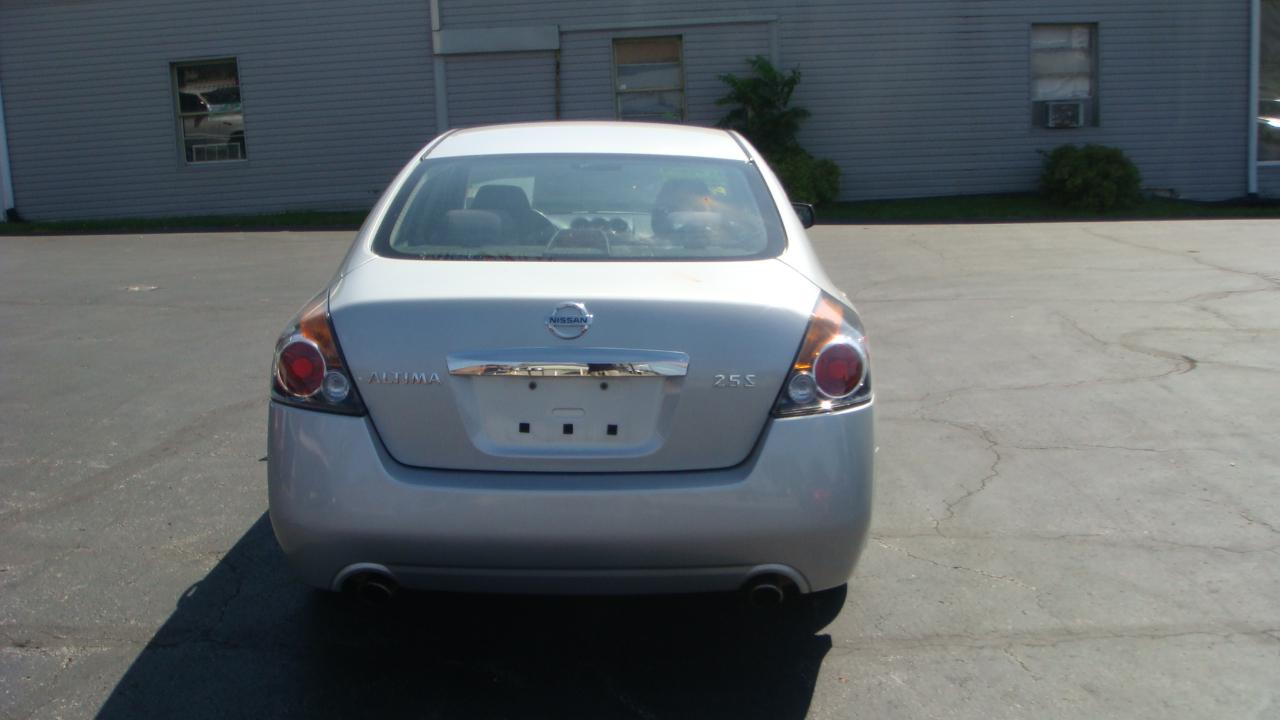 Nissan Altima 2.5 S 2012