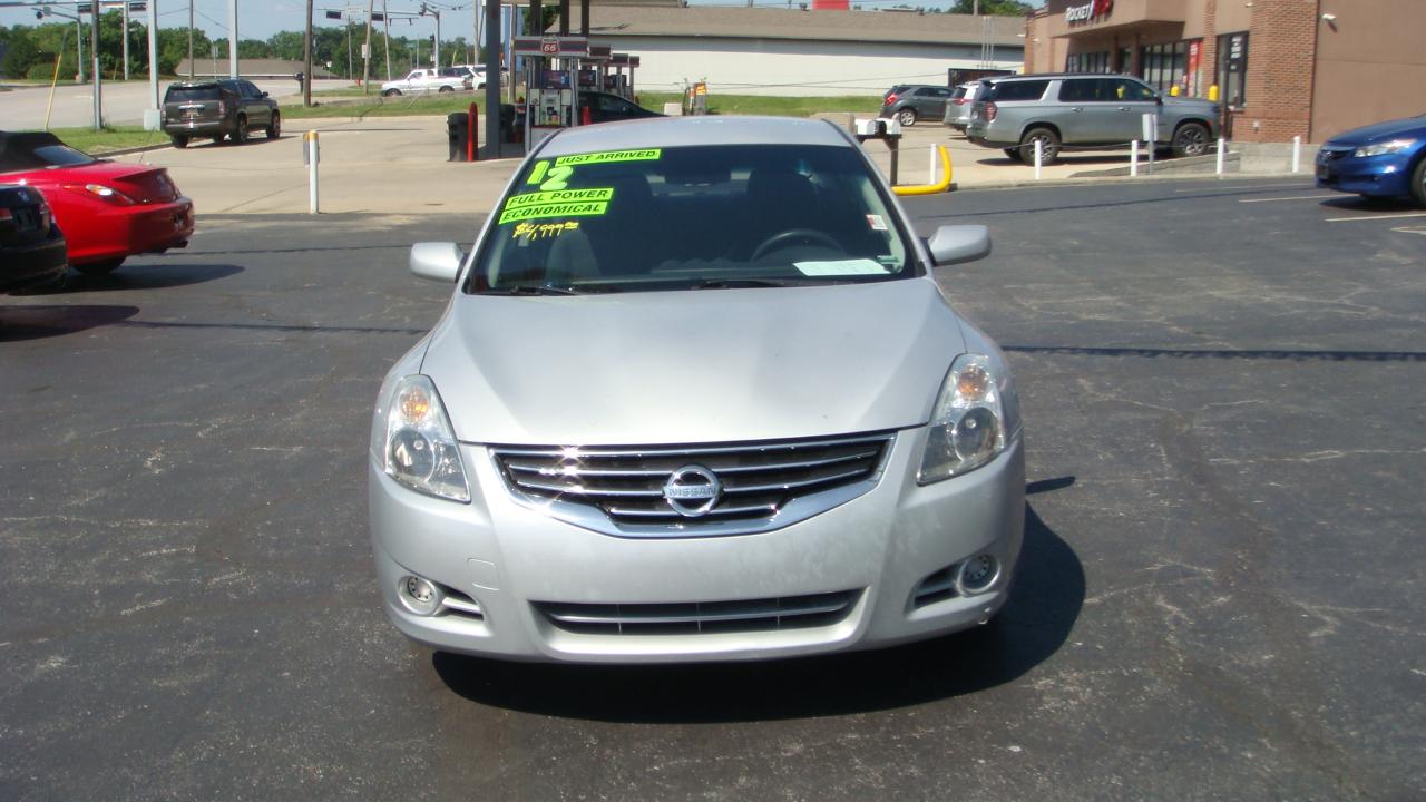 Nissan Altima 2.5 S 2012