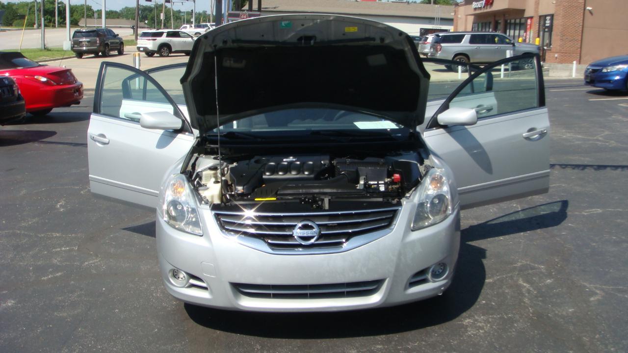 Nissan Altima 2.5 S 2012