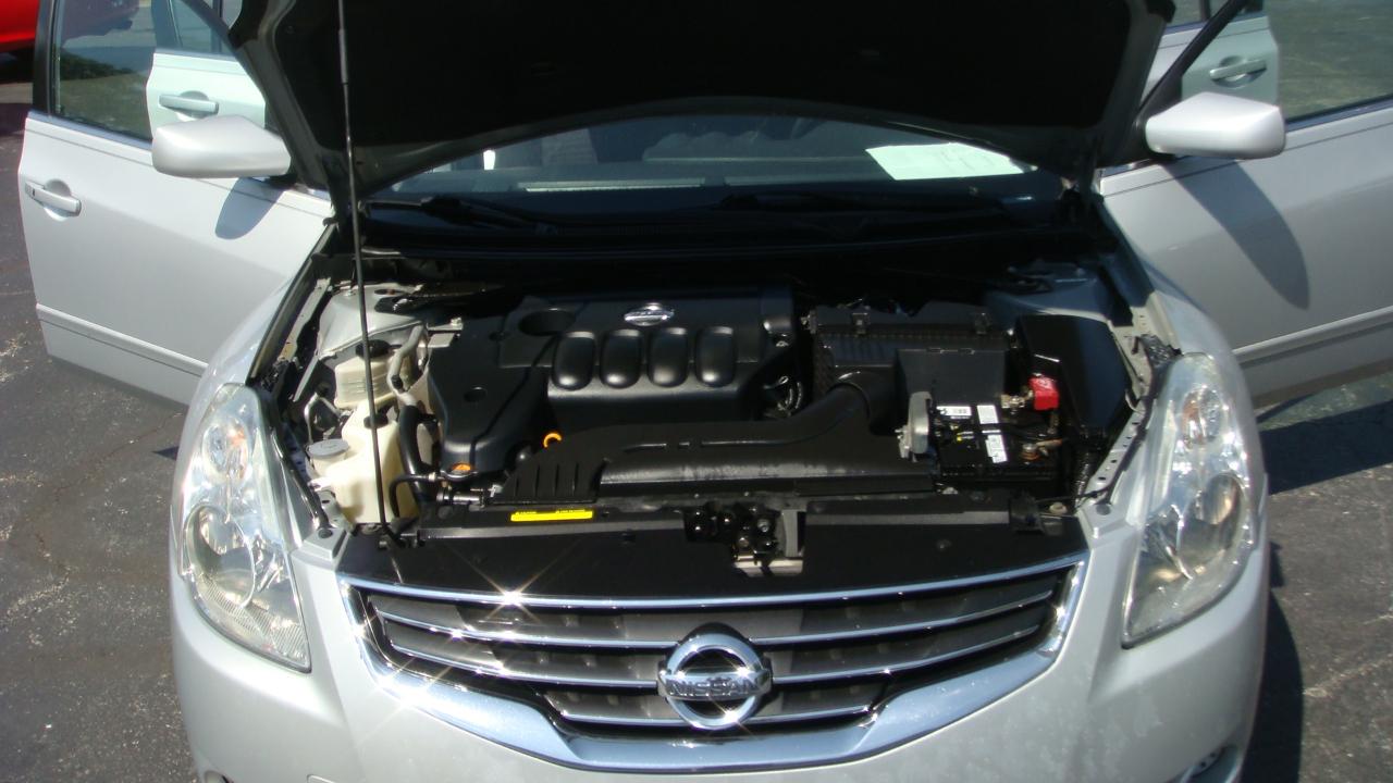 Nissan Altima 2.5 S 2012