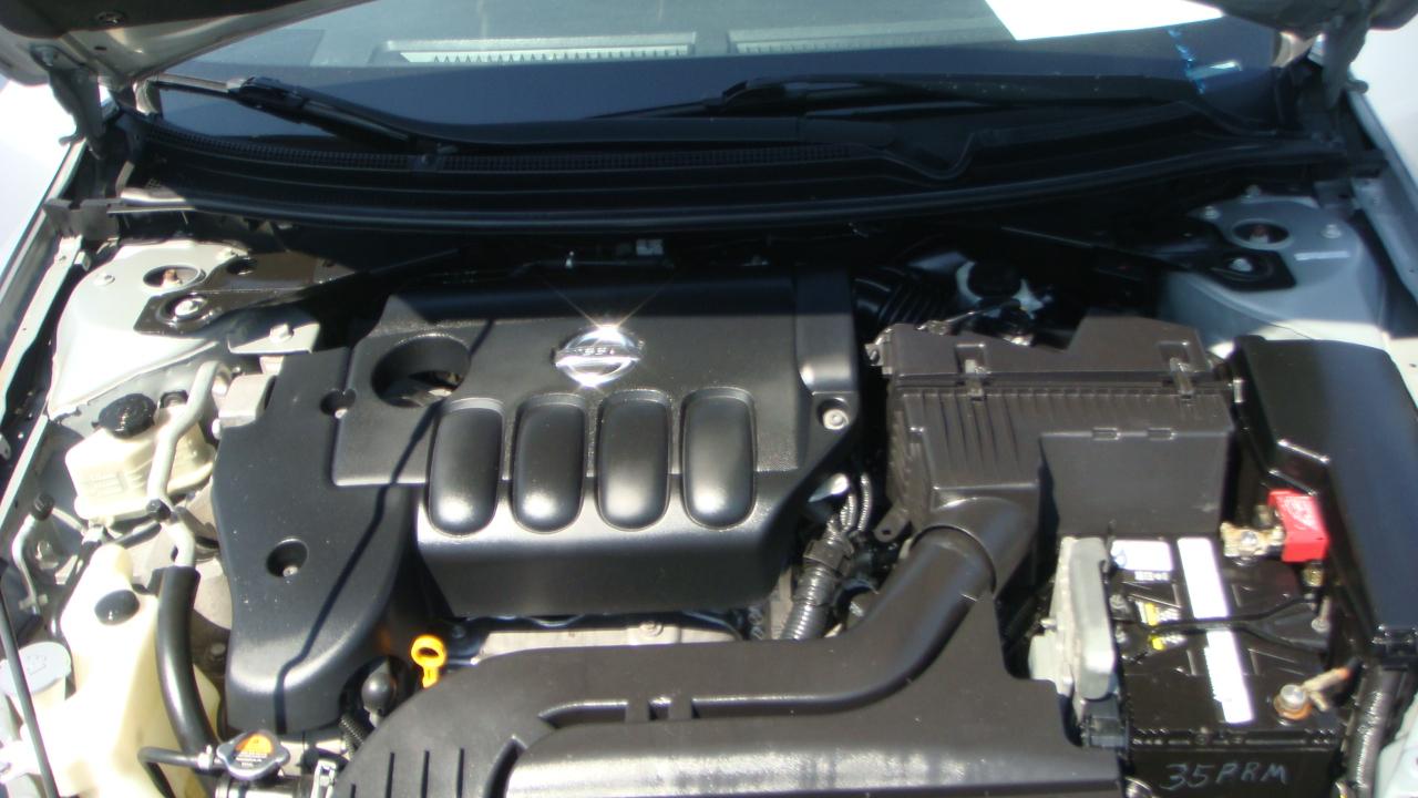 Nissan Altima 2.5 S 2012