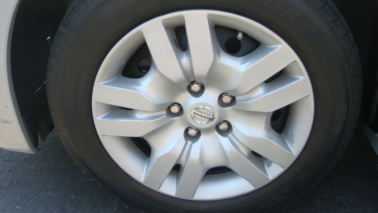 Nissan Altima 2.5 S 2012