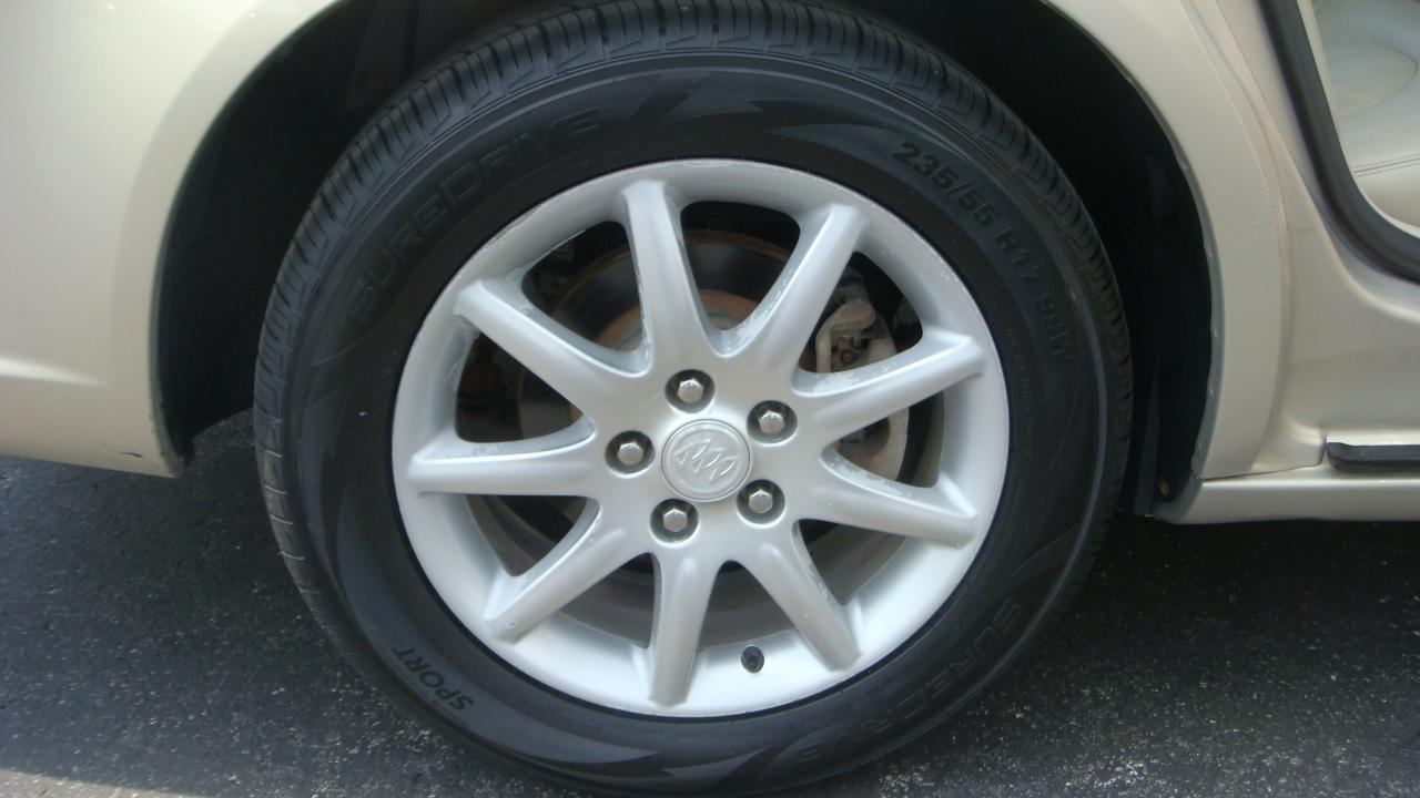 2008 Buick Lucerne CXL - Photo 25