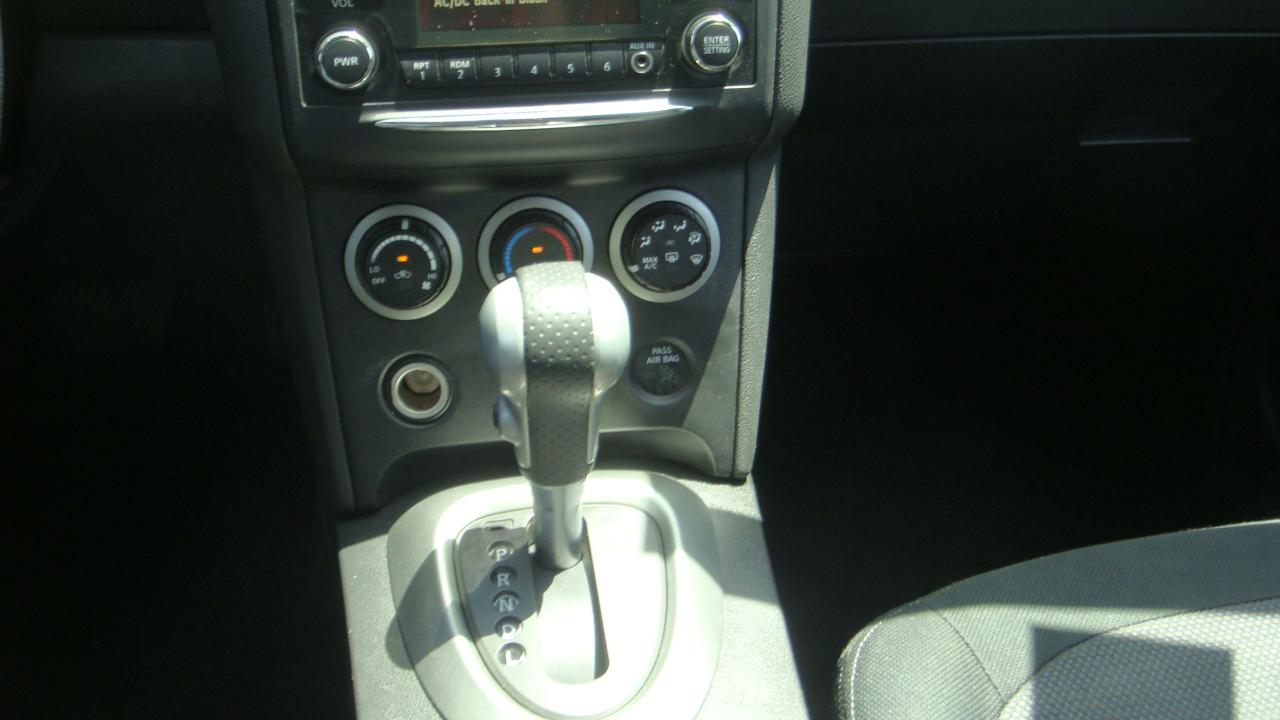 Nissan Rogue S AWD 2013