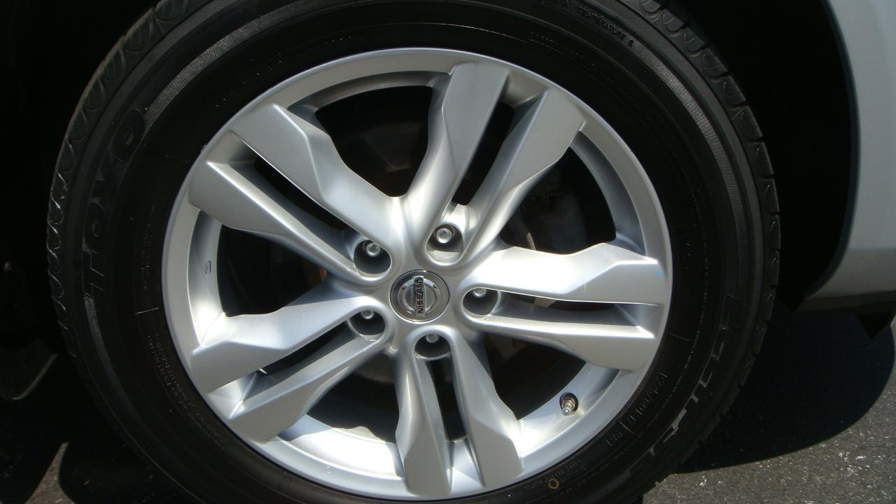 Nissan Rogue S AWD 2013