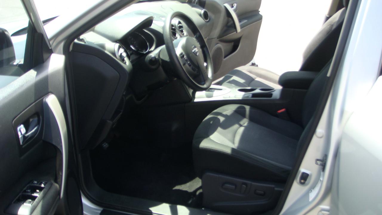 Nissan Rogue S AWD 2013