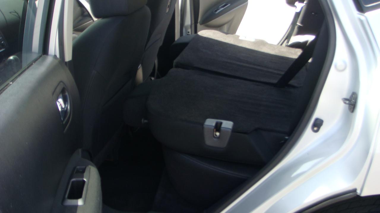 Nissan Rogue S AWD 2013