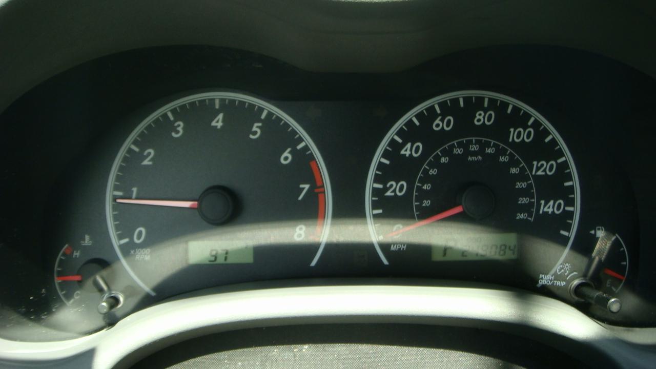 Toyota Corolla LE 4D Sedan 2010
