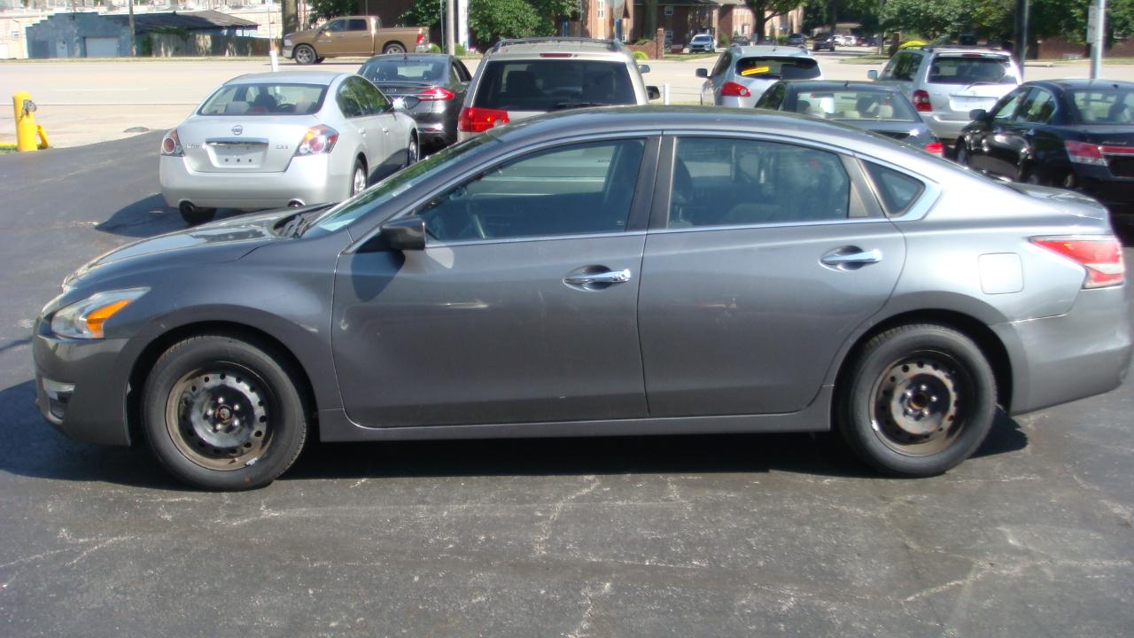 Nissan Altima 2.5 S Sedan 2015