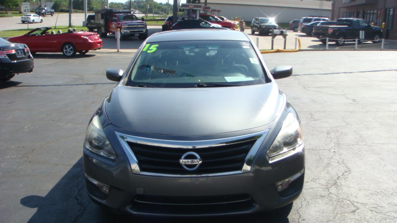Nissan Altima 2.5 S Sedan 2015