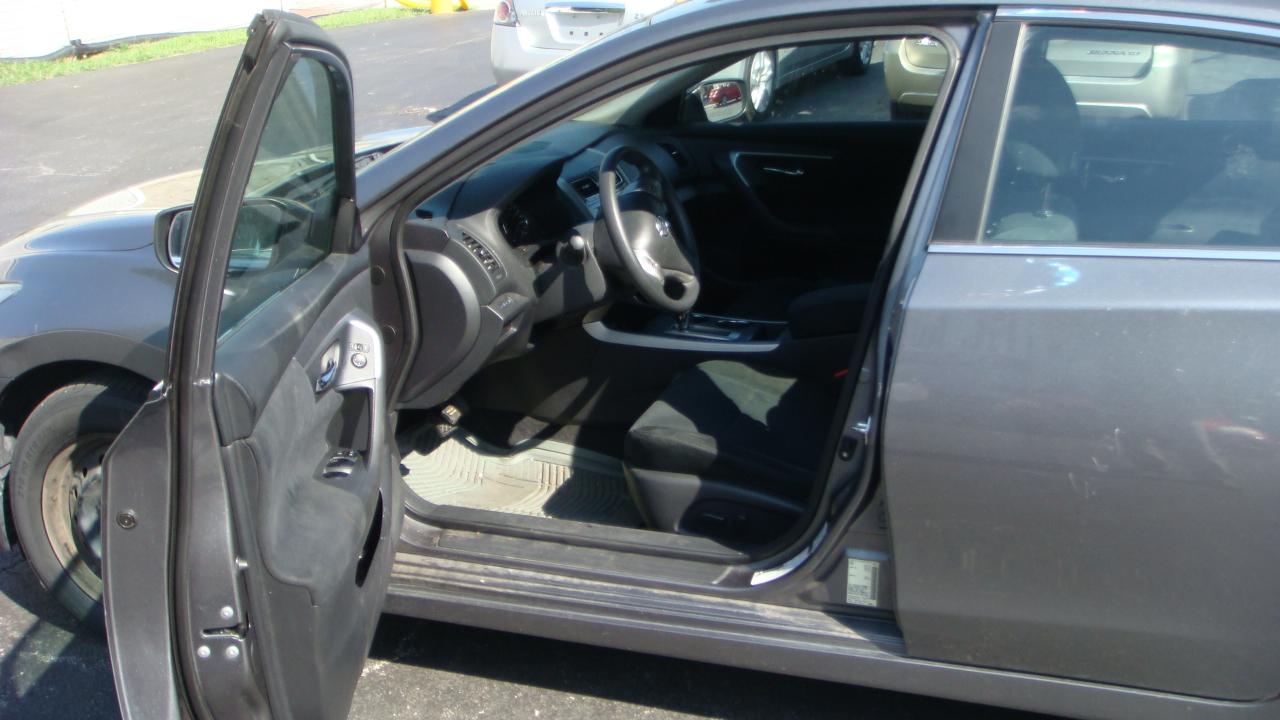 Nissan Altima 2.5 S Sedan 2015