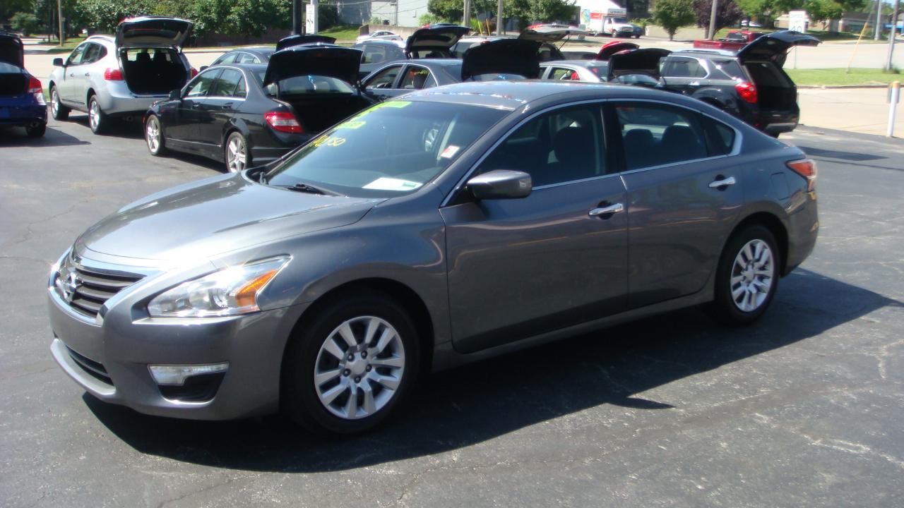Nissan Altima 2.5 S Sedan 2015