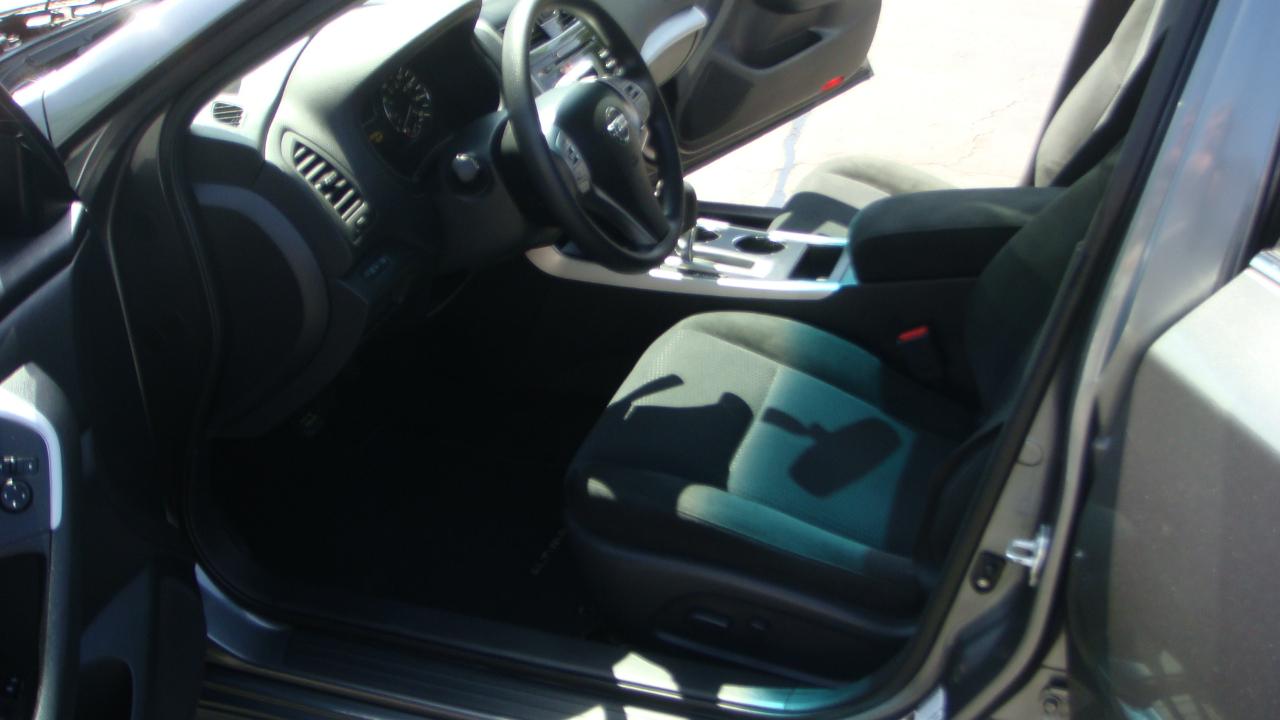 Nissan Altima 2.5 S Sedan 2015