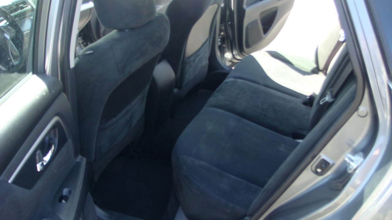 Nissan Altima 2.5 S Sedan 2015
