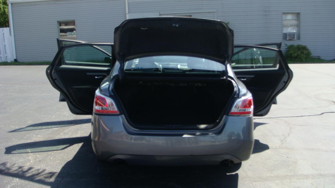 Nissan Altima 2.5 S Sedan 2015