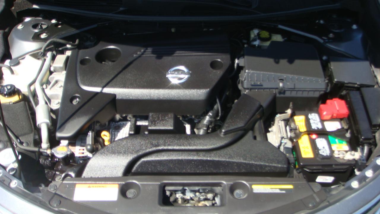 Nissan Altima 2.5 S Sedan 2015
