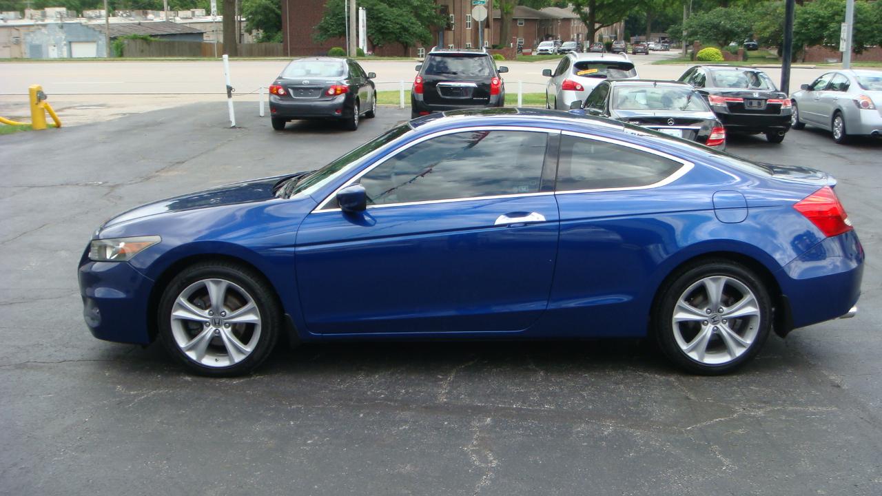 Honda Accord  2011