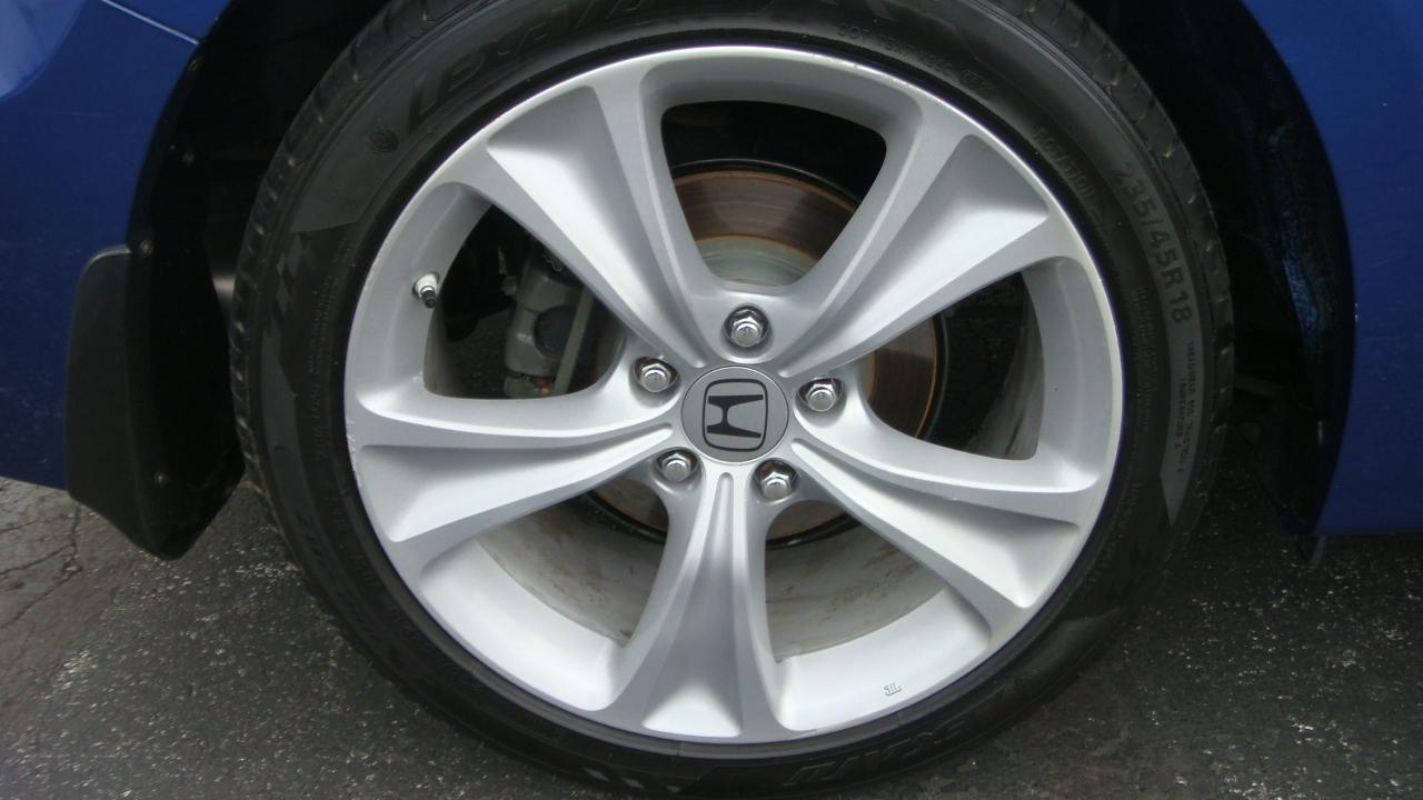 Honda Accord  2011