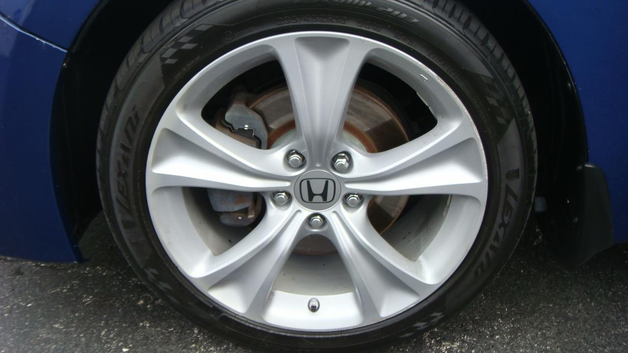 Honda Accord  2011