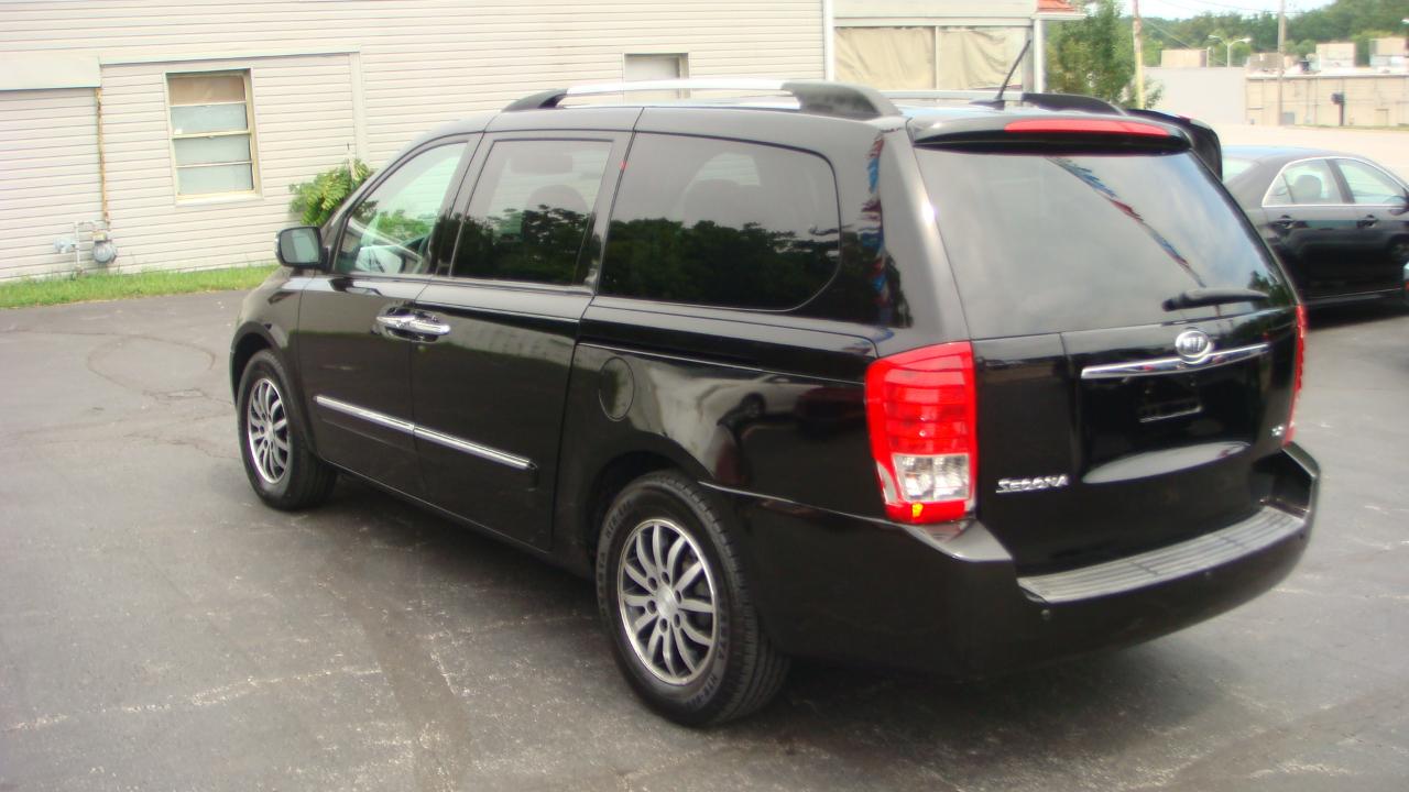 Kia Sedona EX LWB 2011