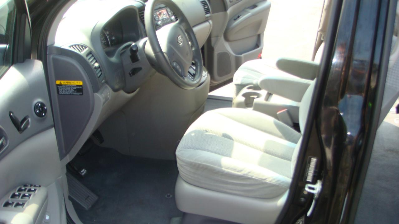 Kia Sedona EX LWB 2011
