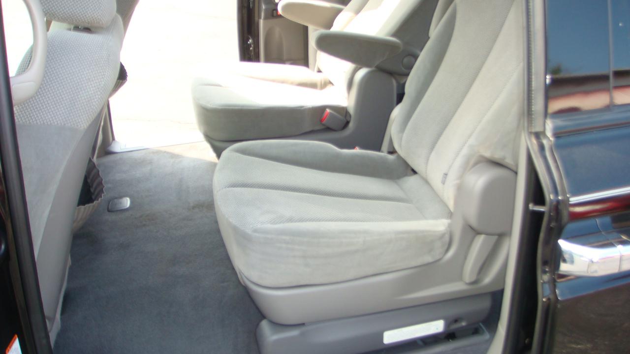 Kia Sedona EX LWB 2011