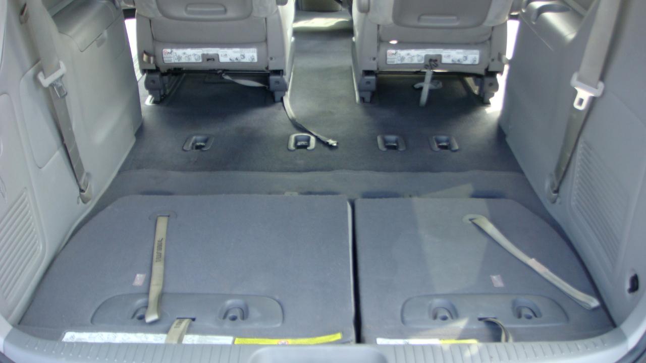 Kia Sedona EX LWB 2011