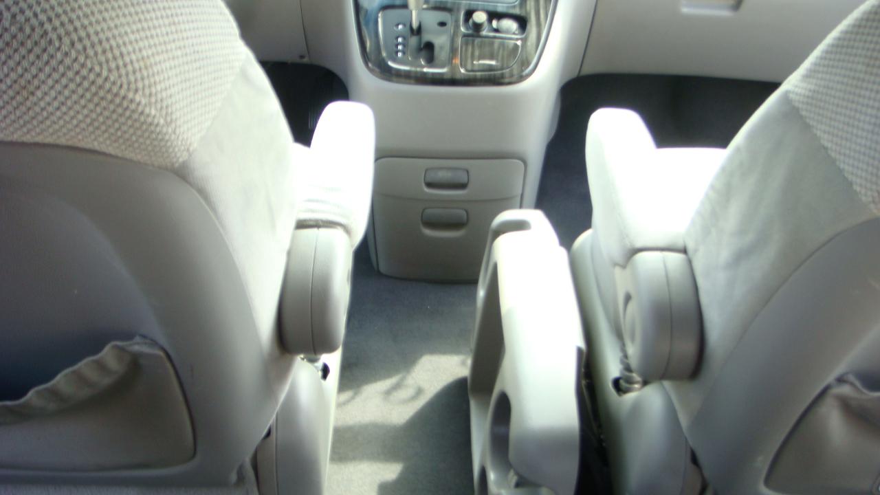 Kia Sedona EX LWB 2011