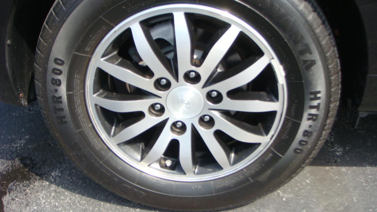 Kia Sedona EX LWB 2011