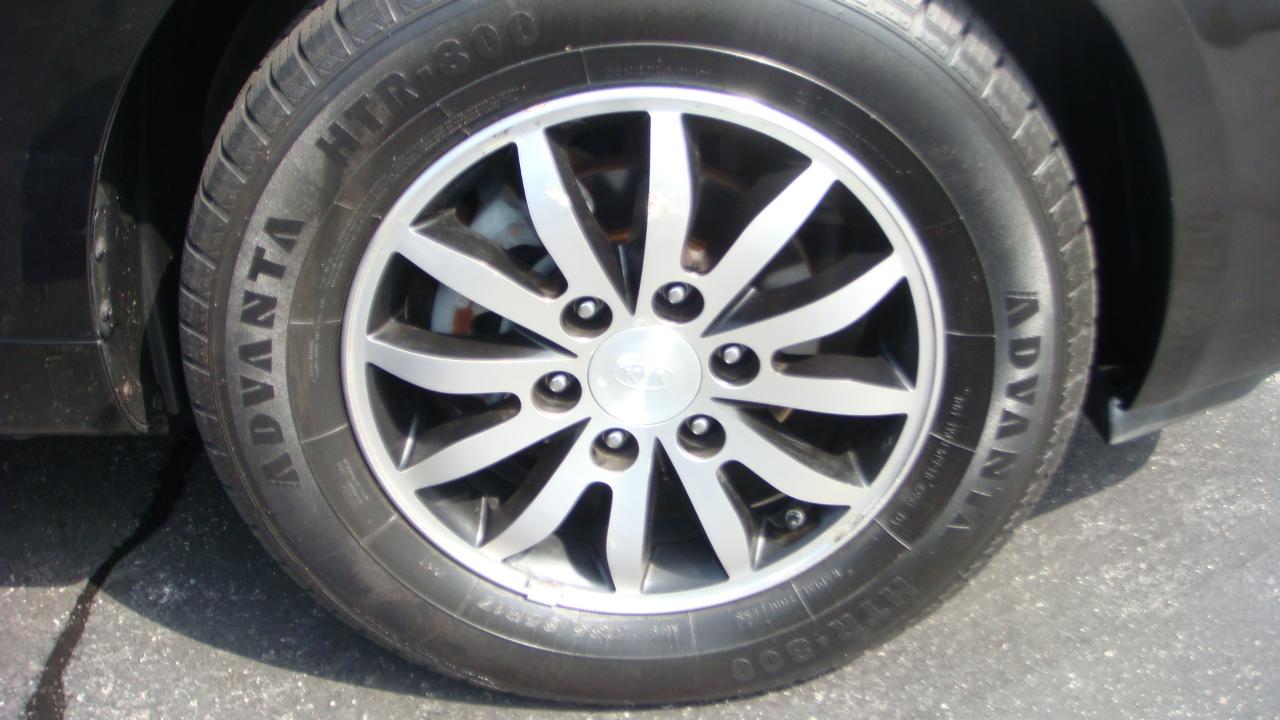 Kia Sedona EX LWB 2011