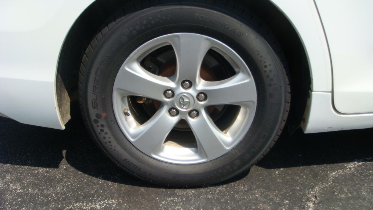 Toyota Sienna LE 8-Passenger Seating 2013