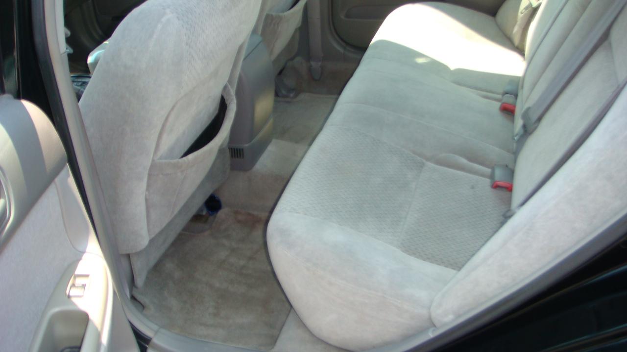 Toyota Camry LE 2004