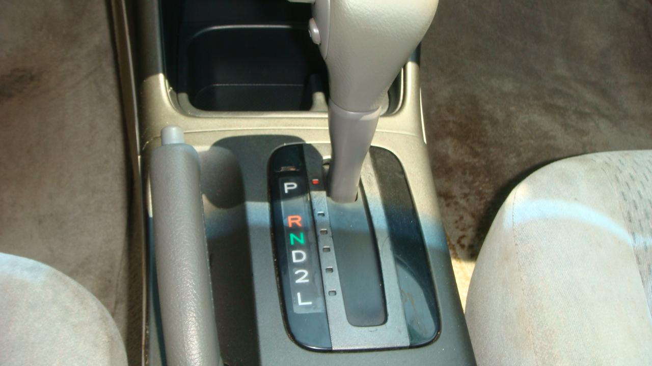 Toyota Camry LE 2004