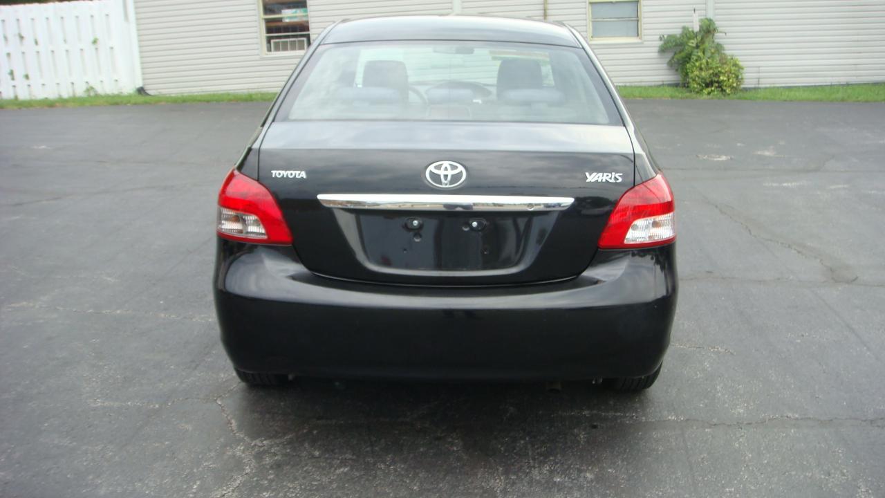 Toyota Yaris Sedan 2008