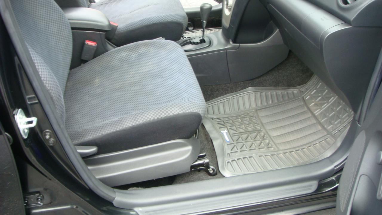 Toyota Yaris Sedan 2008
