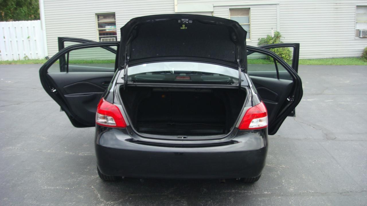 Toyota Yaris Sedan 2008