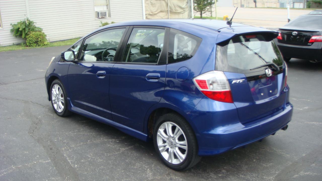 Honda Fit Sport 4D Hatchback 2010