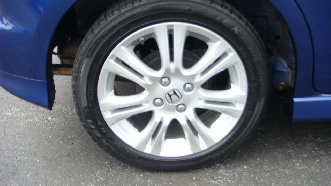 Honda Fit Sport 4D Hatchback 2010
