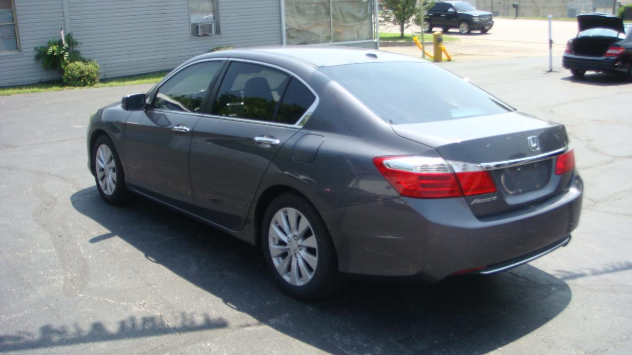 Honda Accord EX-L Sedan AT 2013